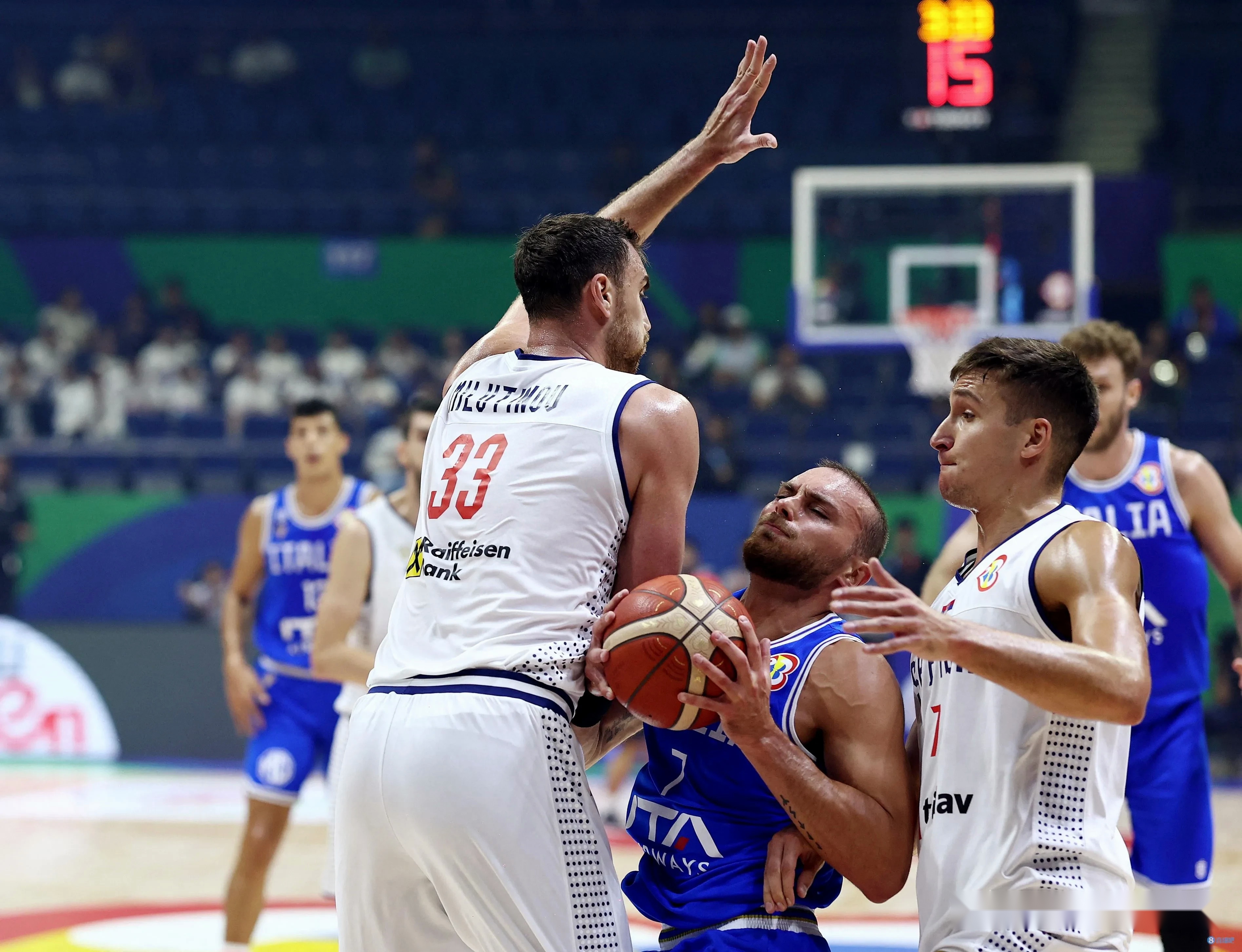 AYX-德罗巴爆冷击败塞尔维亚队，逆转引爆全场！的简单介绍